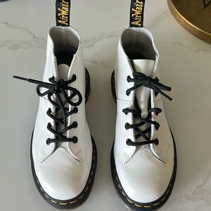 NEW Dr. Martens Church Smooth Leather Boot men’s 5 women’s 6